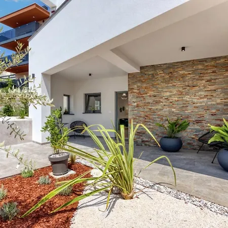 Design M Vila Pula
