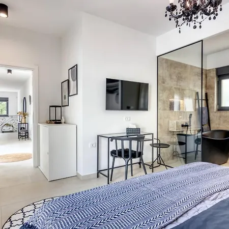 Vila Design M Pula