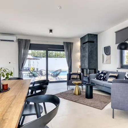 Design M Vila Pula