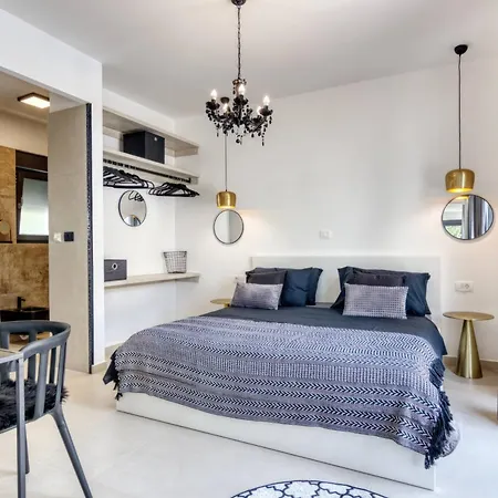 Design M Villa *